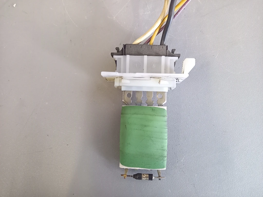    207SW 1.6  | Mobile.bg   1