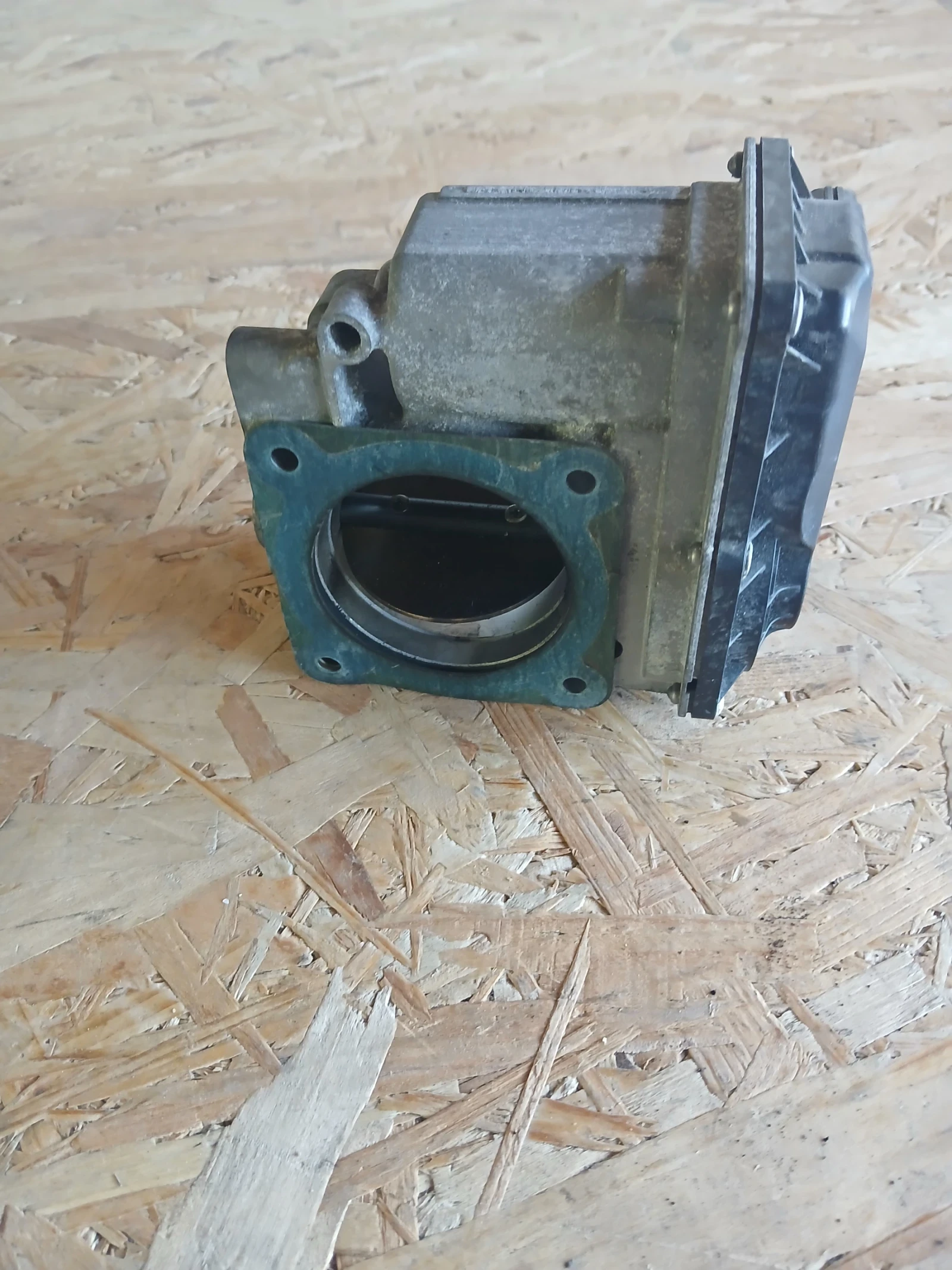 16112АА260 дросел клапа Subaru  12N15  0052, снимка 3 - Части - 54923501