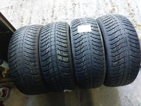 Гуми Зимни 235/55R18, снимка 1 - Гуми и джанти - 48641105