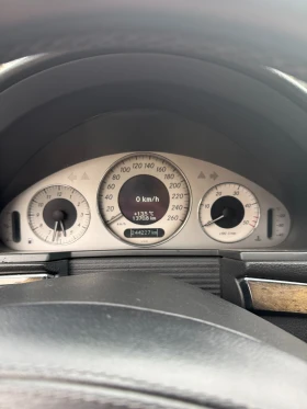 Mercedes-Benz E 320, снимка 8