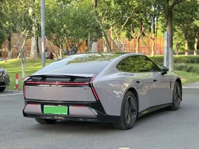 Xpeng P7 2025* 702 КМ* LONG RANGE* PANO* 360* HUD* МАСАЖ* F | Auto.bg — изображение 6