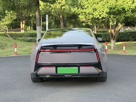 Xpeng P7 2025* 702 КМ* LONG RANGE* PANO* 360* HUD* МАСАЖ* F | Auto.bg — изображение 5