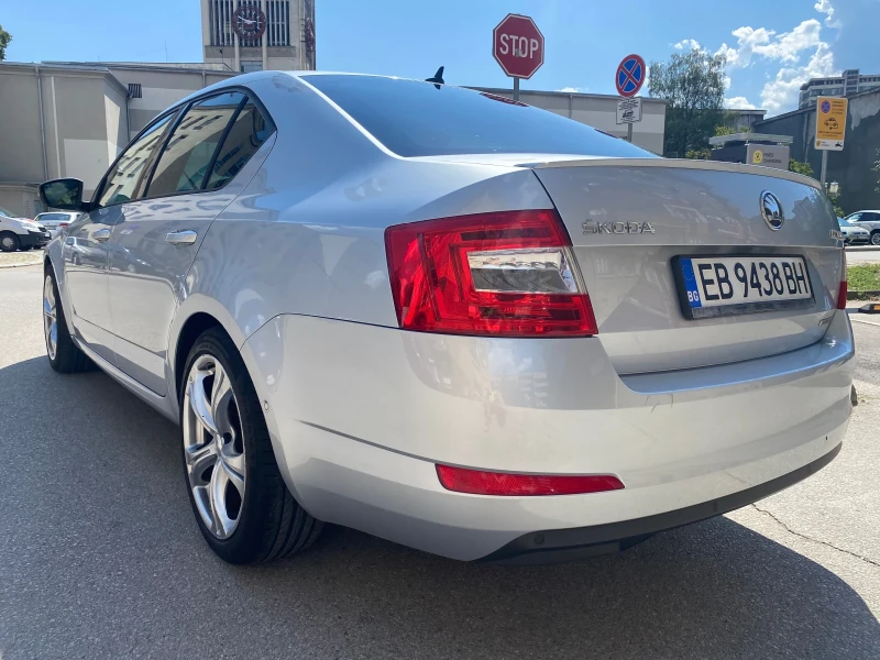 Skoda Octavia 1.6 TDI110к.с. GREENLINE, снимка 3 - Автомобили и джипове - 47146454