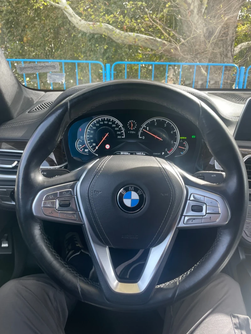 BMW 740 LD Xdrive, снимка 8 - Автомобили и джипове - 47438813