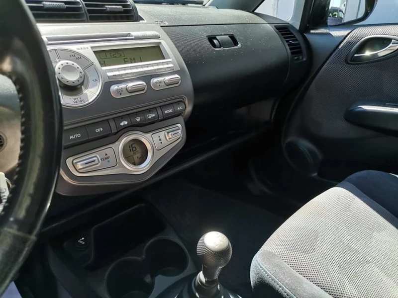 Honda Jazz 1.4, снимка 2 - Автомобили и джипове - 47724867