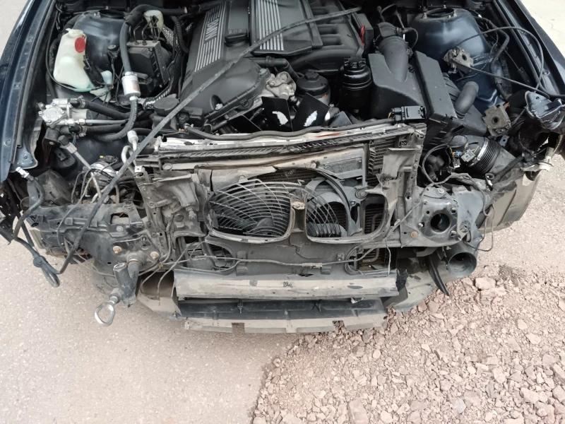 BMW 520, снимка 10 - Автомобили и джипове - 48098474