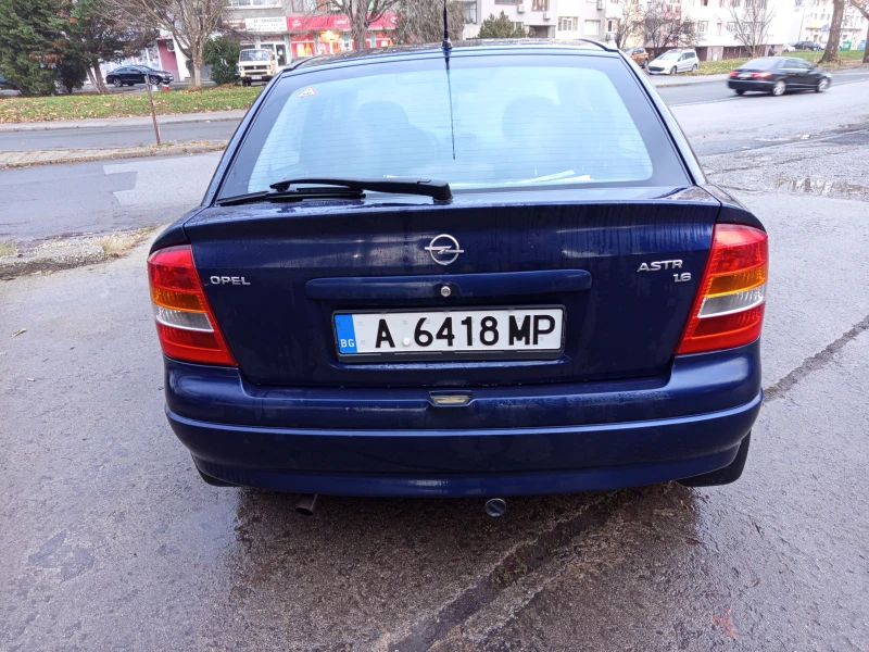 Opel Astra 1.6, снимка 3 - Автомобили и джипове - 48262385