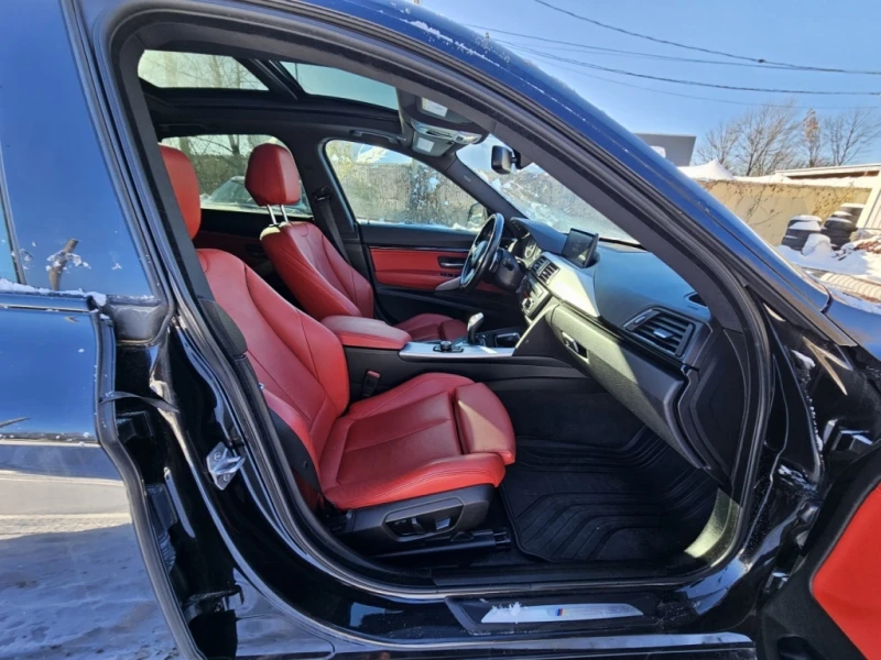 BMW 3gt xDrive GT* M Pack* Keyless* Кожа* Подгрев* PANO* К, снимка 12 - Автомобили и джипове - 52812657