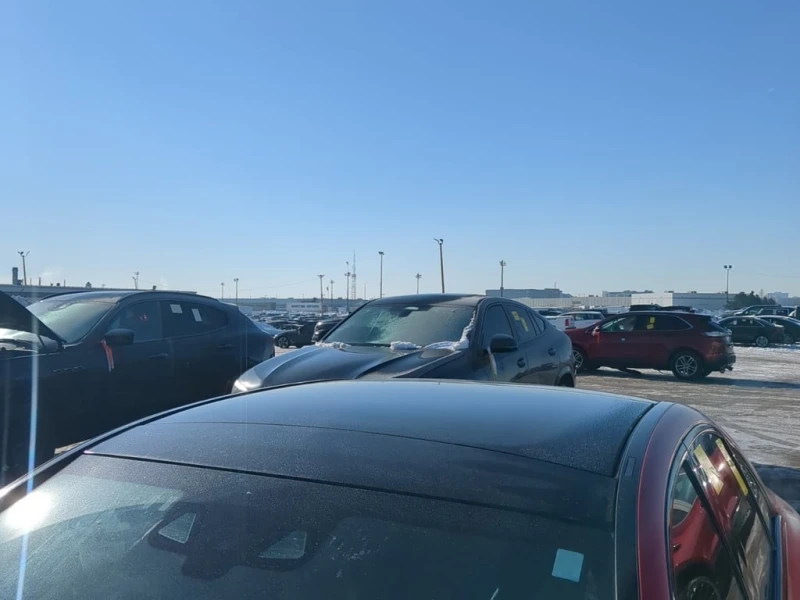 Mercedes-Benz C 400  БЕЗ ИНЦИДЕНТИ / ПАНОРАМА / ПОДГРЕВИ / CARFAX, снимка 5 - Автомобили и джипове - 53342988