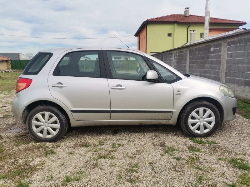 Suzuki SX4 1.6 DDiS, снимка 7 - Автомобили и джипове - 53483652