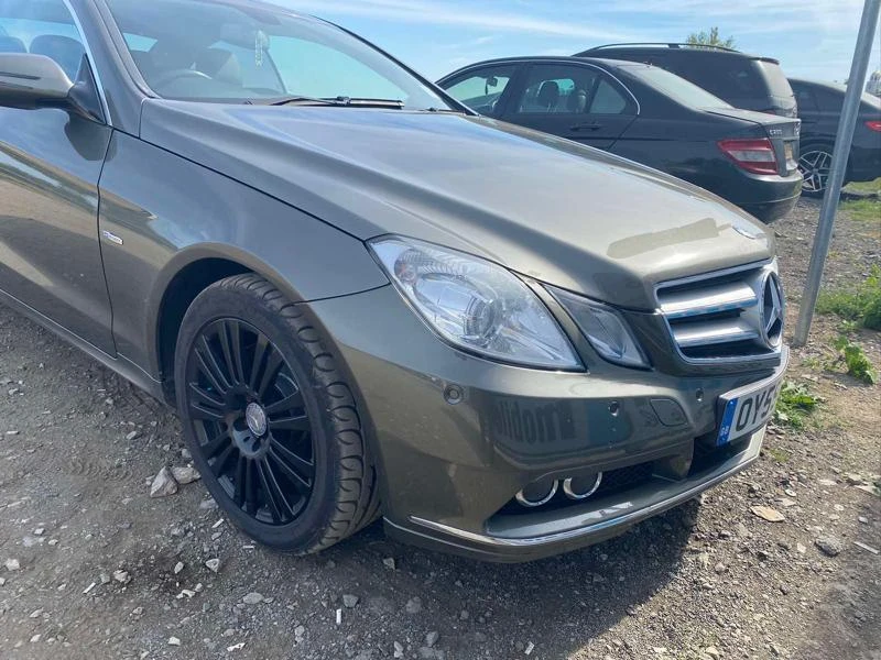 Mercedes-Benz E 350 Дизел водно оглаждане турбо , снимка 3 - Автомобили и джипове - 34259113