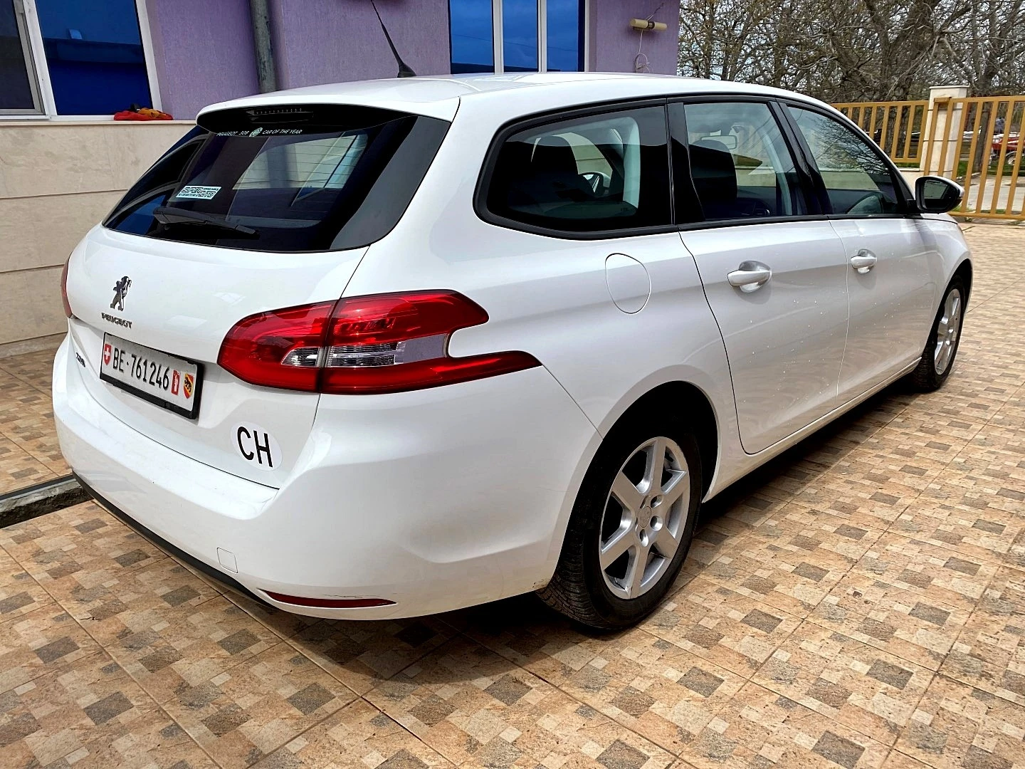 Peugeot 308 SW*Швейцария - изображение 4