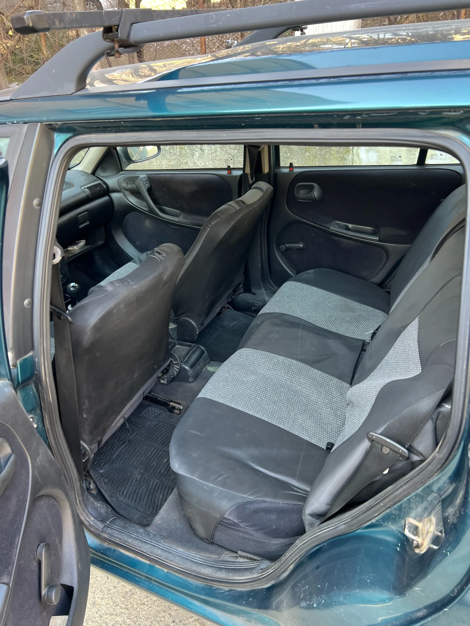 Opel Astra комби - изображение 8