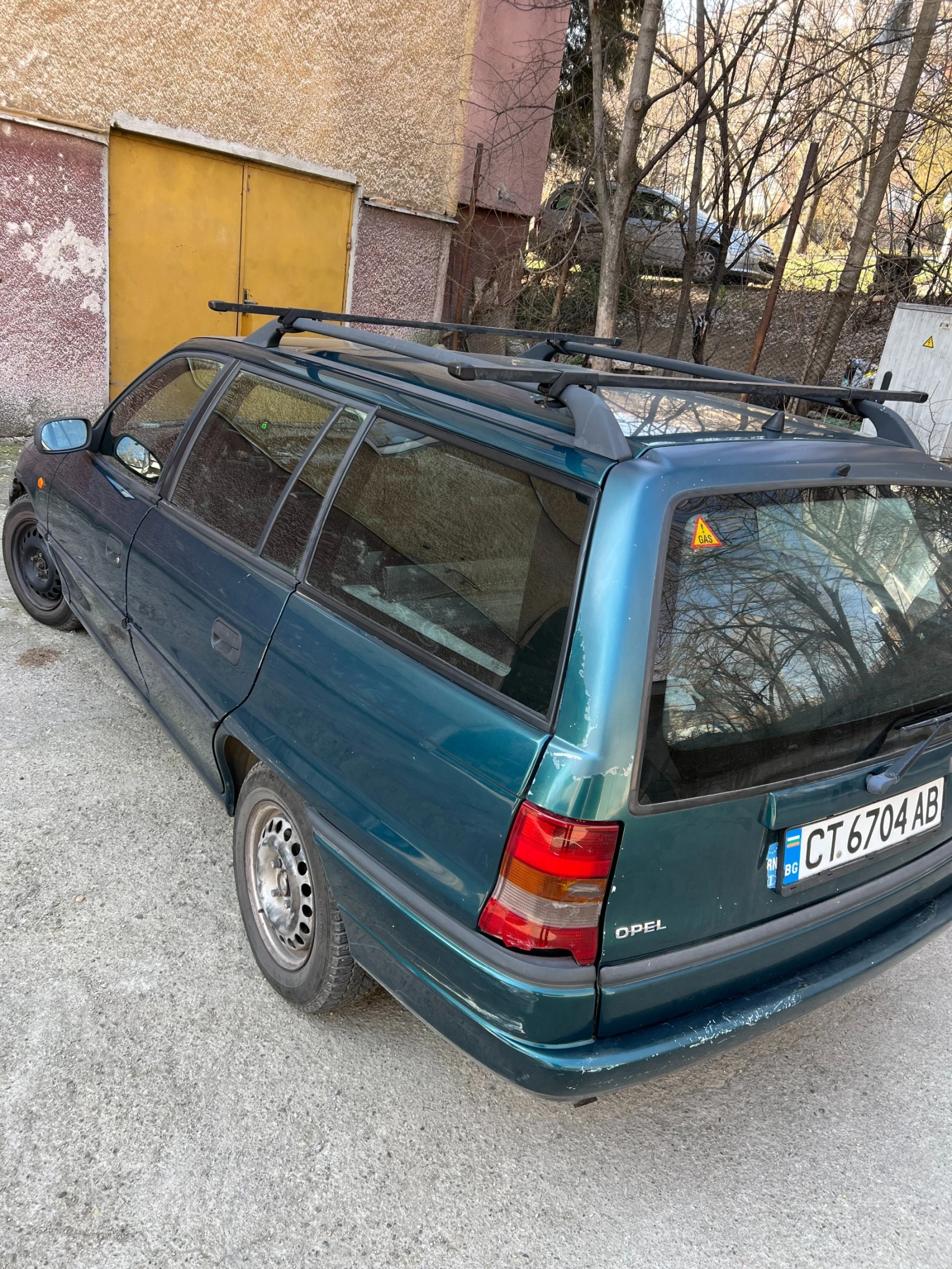 Opel Astra комби - изображение 7