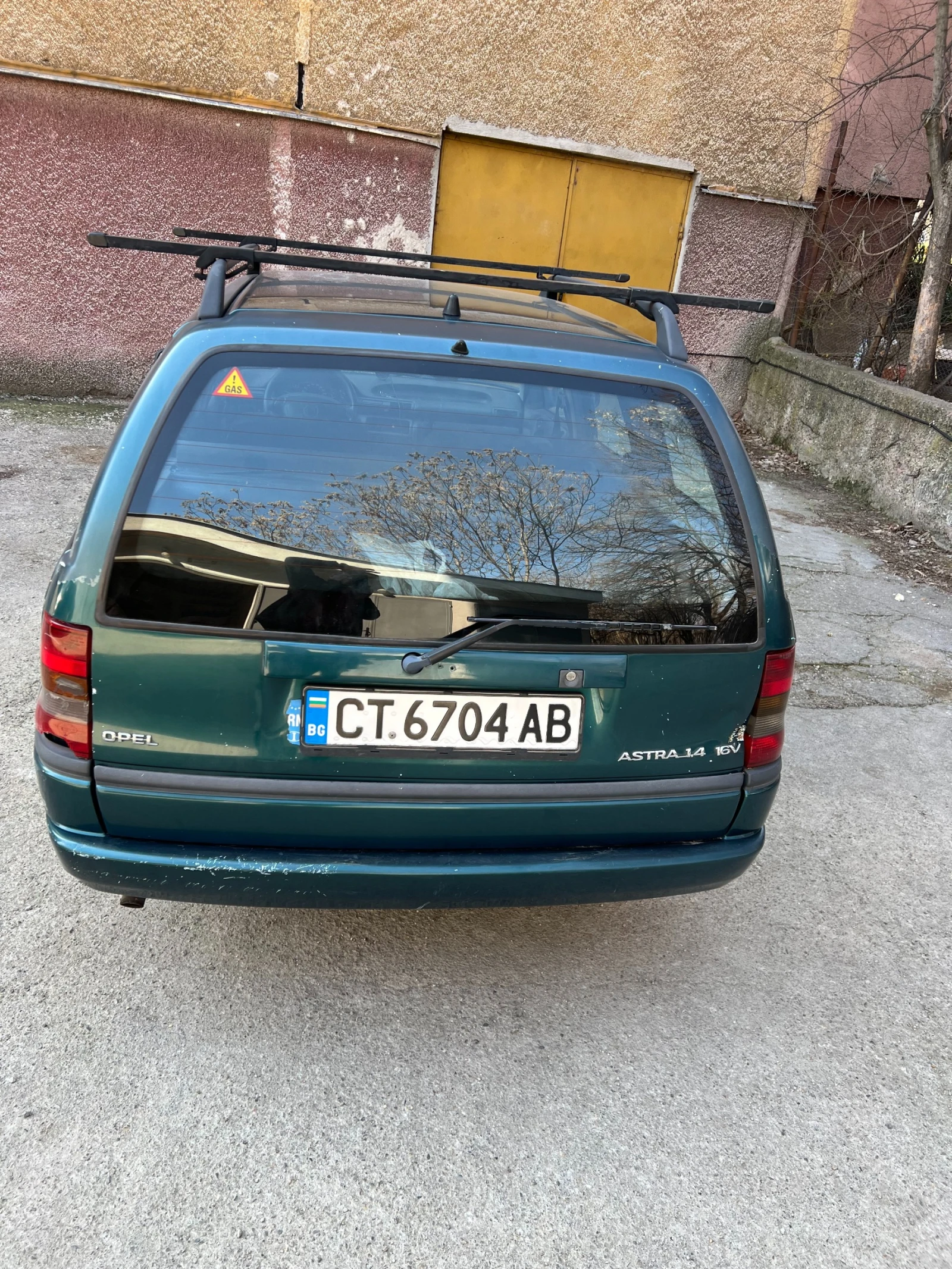 Opel Astra комби - изображение 6