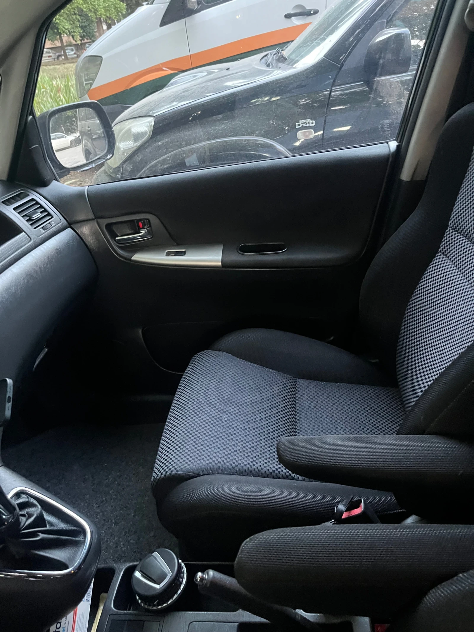 Toyota Corolla verso D4D - изображение 6