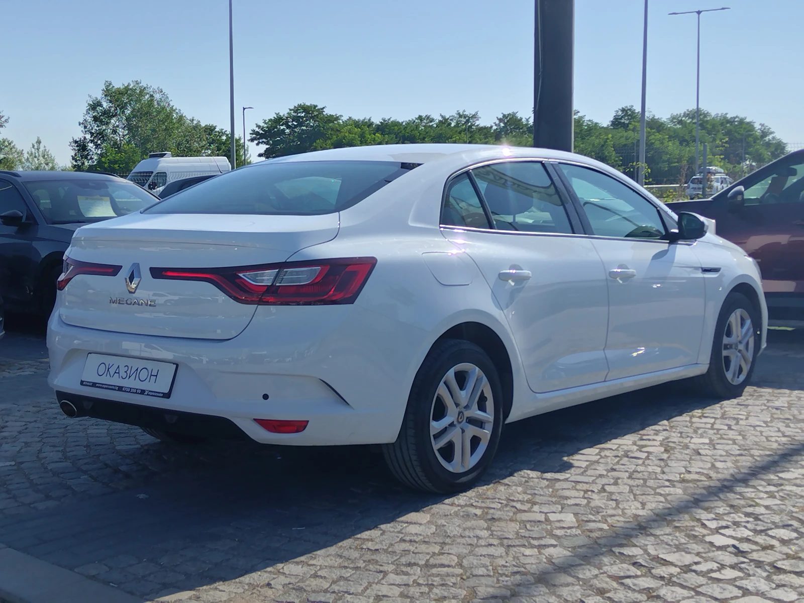 Renault Megane 1.3TCe 140 к.с./Life - изображение 5