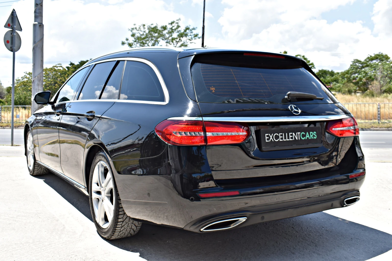 Mercedes-Benz E 220 9G* DIGITAL* TABACCO* LINE-ASSIST* FRONT-ASSSIST - изображение 4