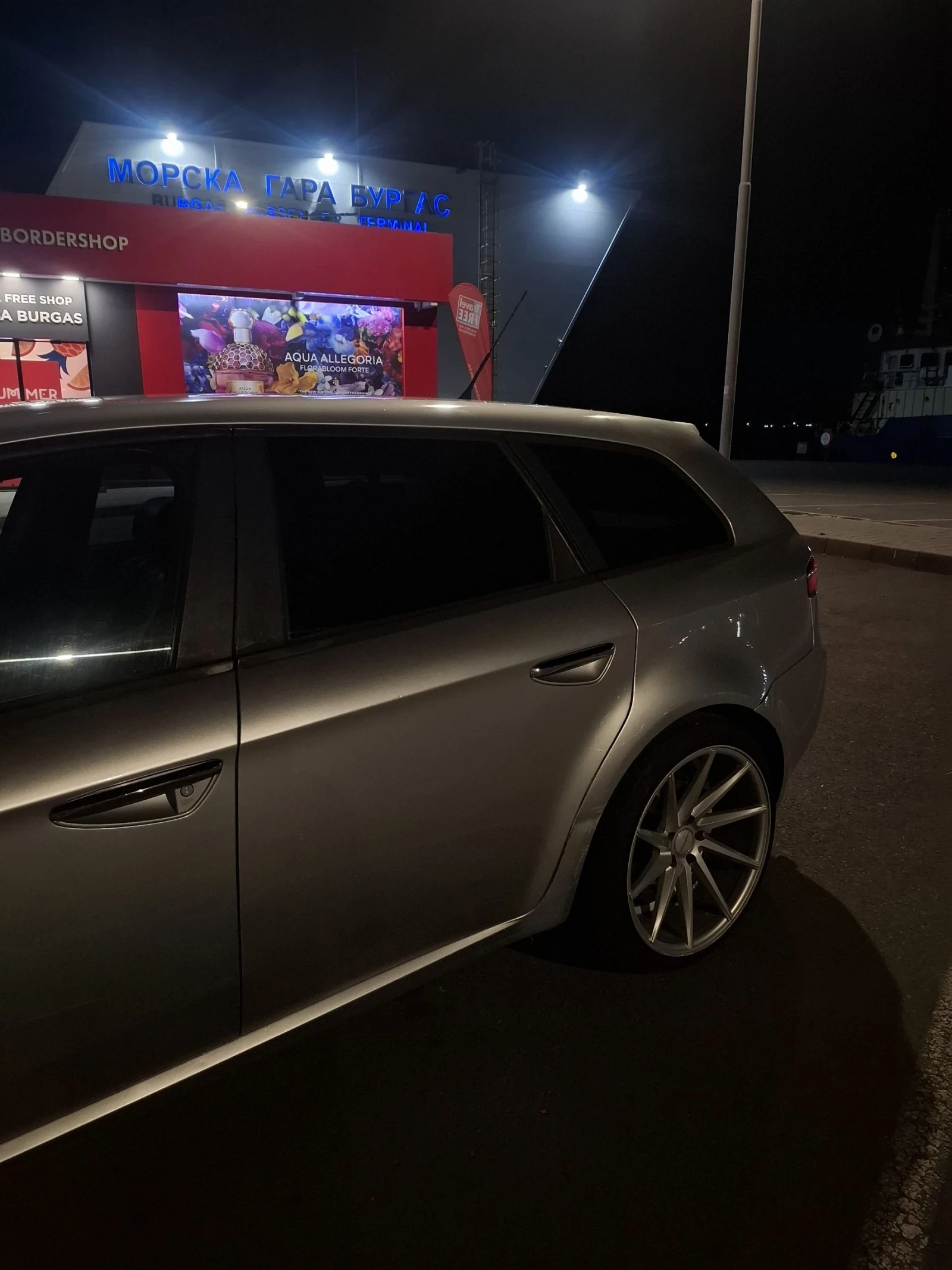 Alfa Romeo 159 sportwagon 1.9jtd - изображение 6
