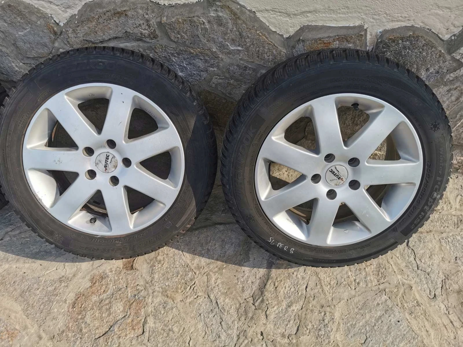 Skoda Superb Lauren&Klement - изображение 10