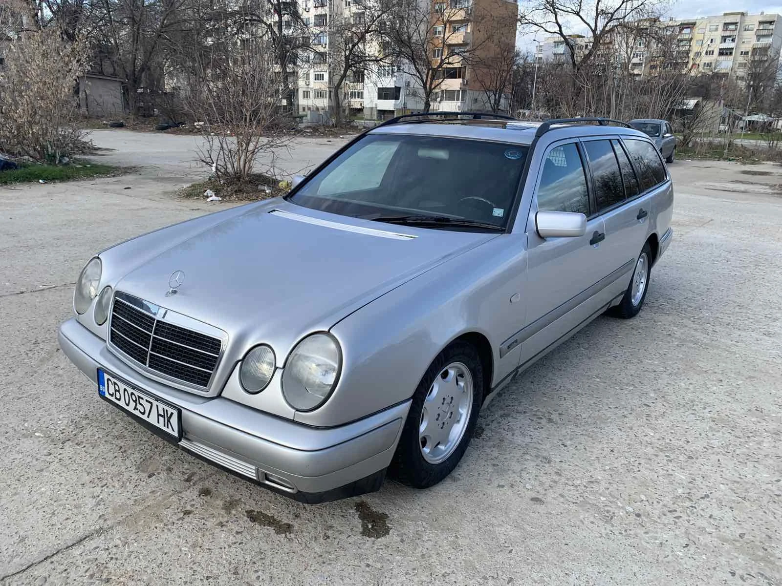 Mercedes-Benz E 240 W210 Classic ГАЗ - изображение 2