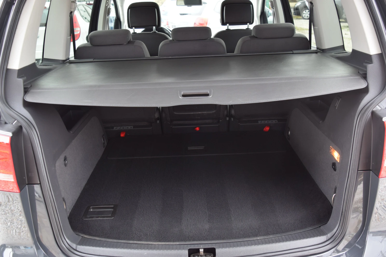 VW Touran 1.4TSI* 150 kc* Euro5B* ��������� | Mobile.bg � ����������� 14