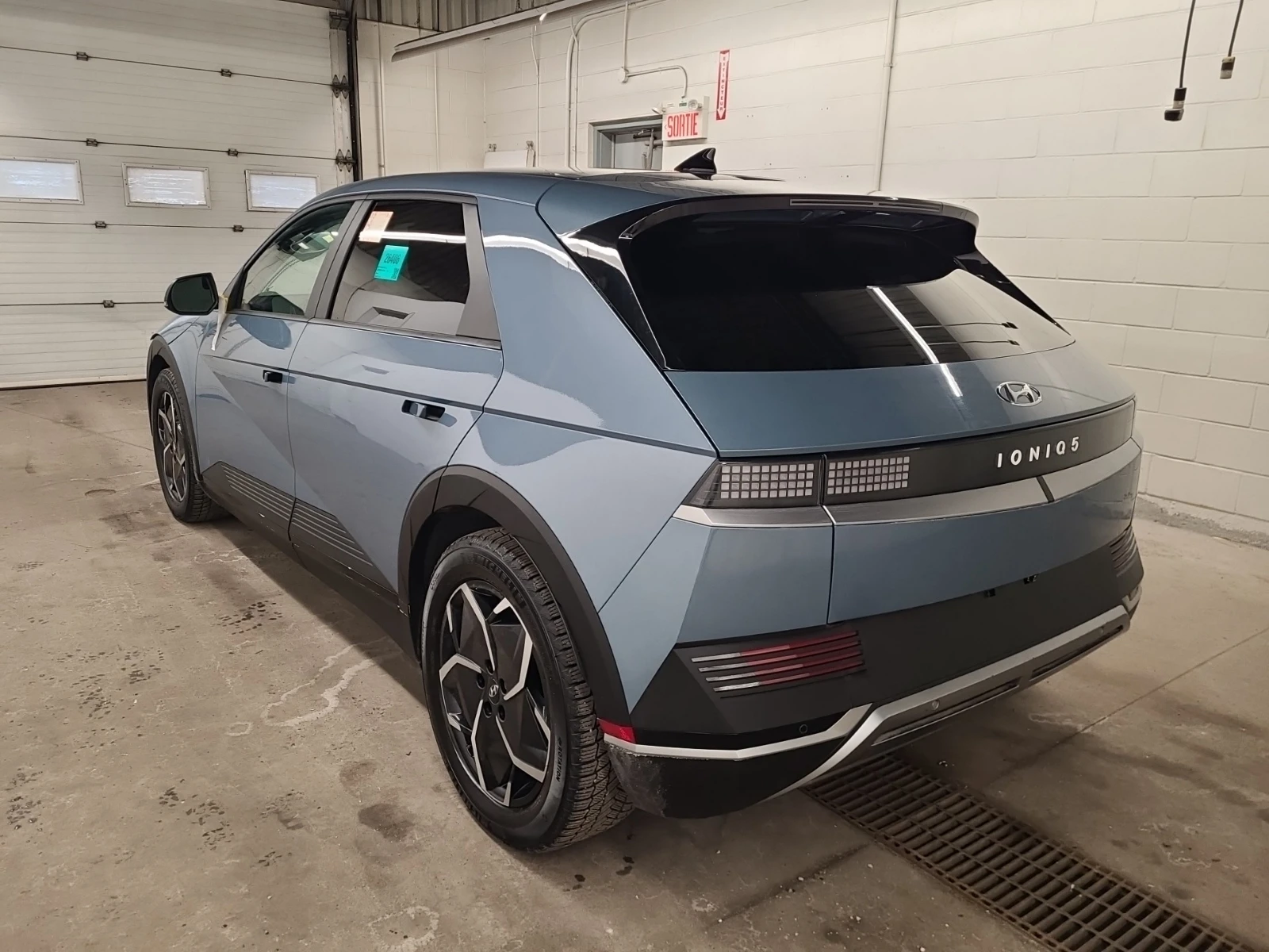 Hyundai Ioniq 5 PREFERRED RWD * Carfax * Опция за финансиране *  - изображение 3