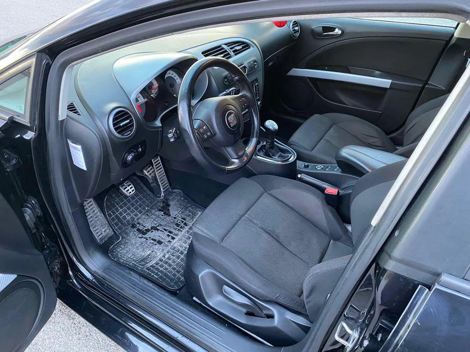 Seat Leon Fr, снимка 9 - Автомобили и джипове - 53709438