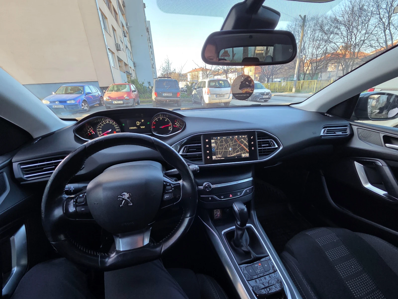 Peugeot 308 2.0 bluehdi, снимка 6 - Автомобили и джипове - 53802392