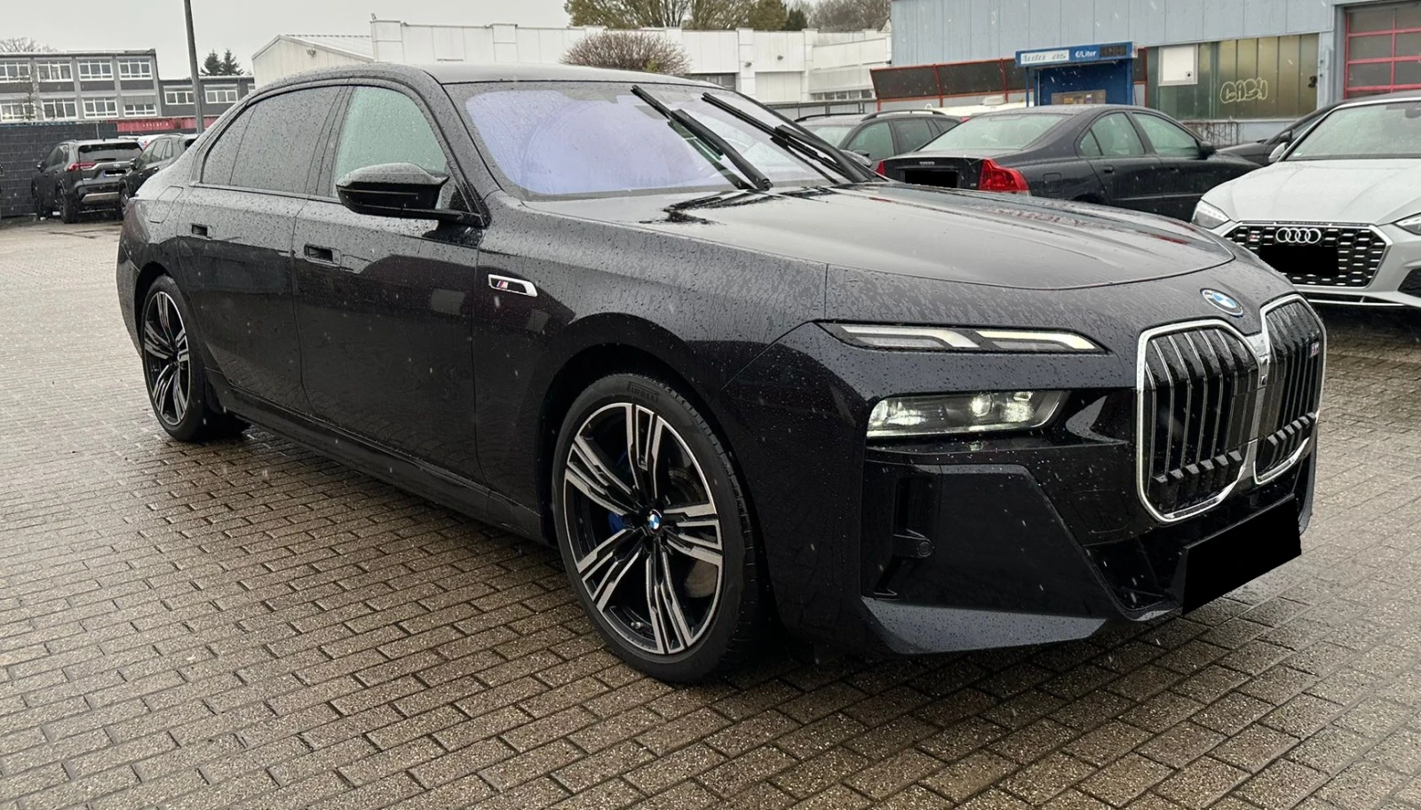 BMW 760 e M-Sport xDrive, снимка 2 - Автомобили и джипове - 53972854