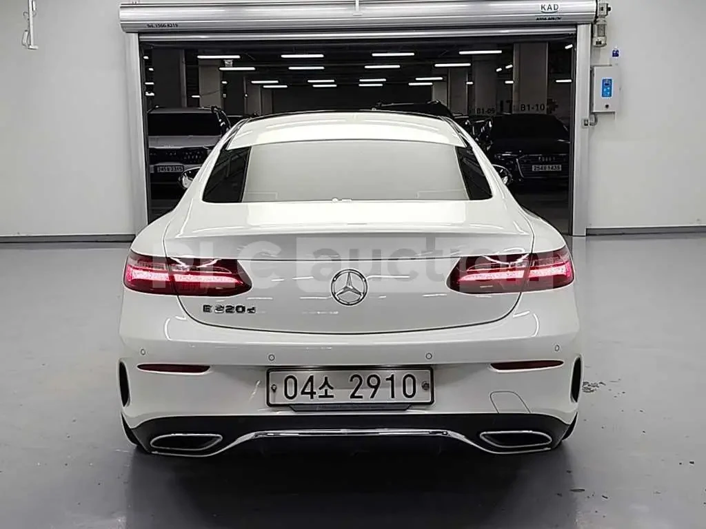 Mercedes-Benz E 220 d* 4MATIC* HEAD-UP* AMBIENT*  | Mobile.bg � ����������� 4