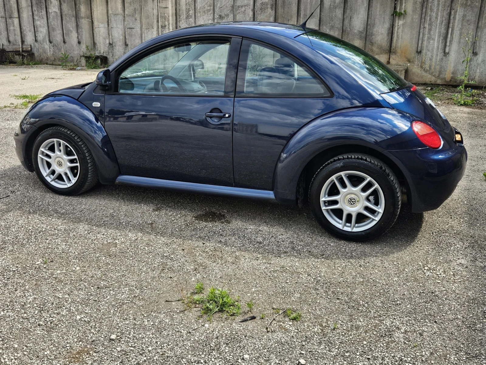 VW New beetle 1.9 TDI* 90ps* Exclusive  | Mobile.bg � ����������� 4
