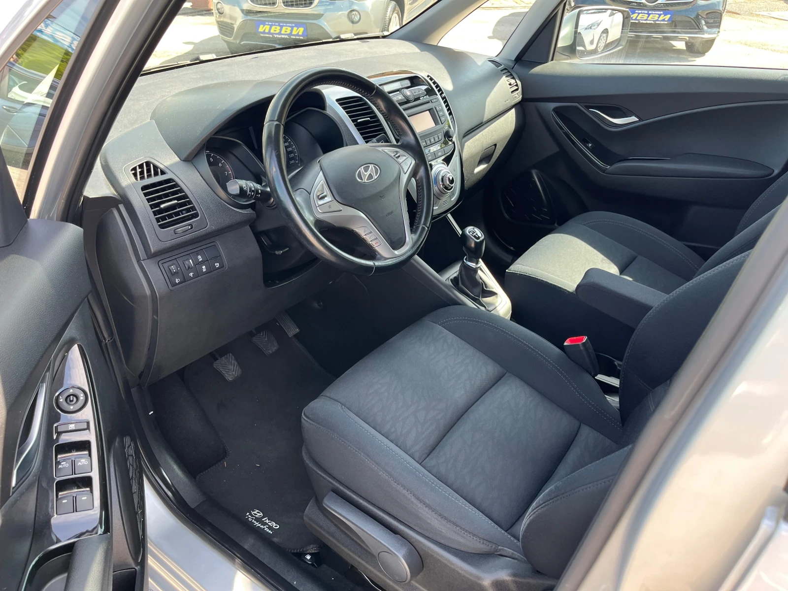 Hyundai Ix20 1.4 I Facelift РЕАЛНИ КМ, снимка 5 - Автомобили и джипове - 54819294