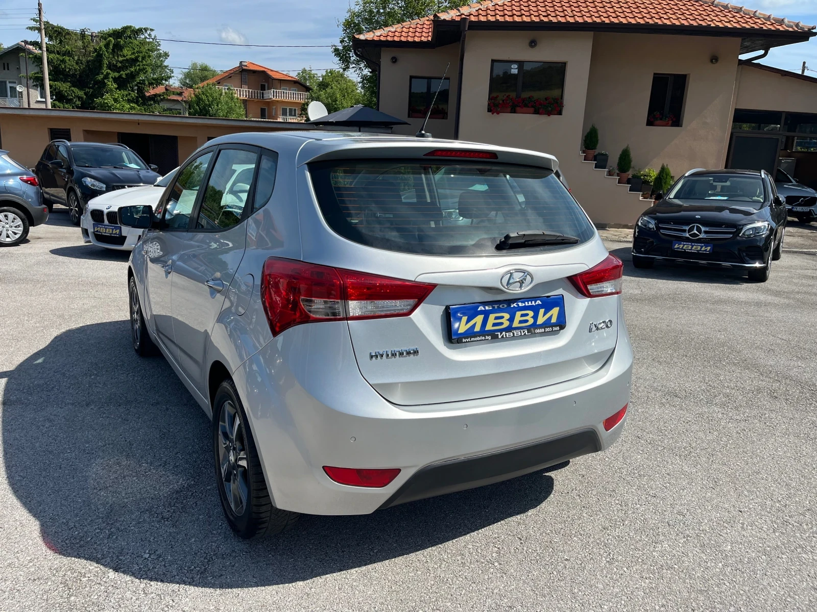 Hyundai Ix20 1.4 I Facelift РЕАЛНИ КМ, снимка 4 - Автомобили и джипове - 54819294