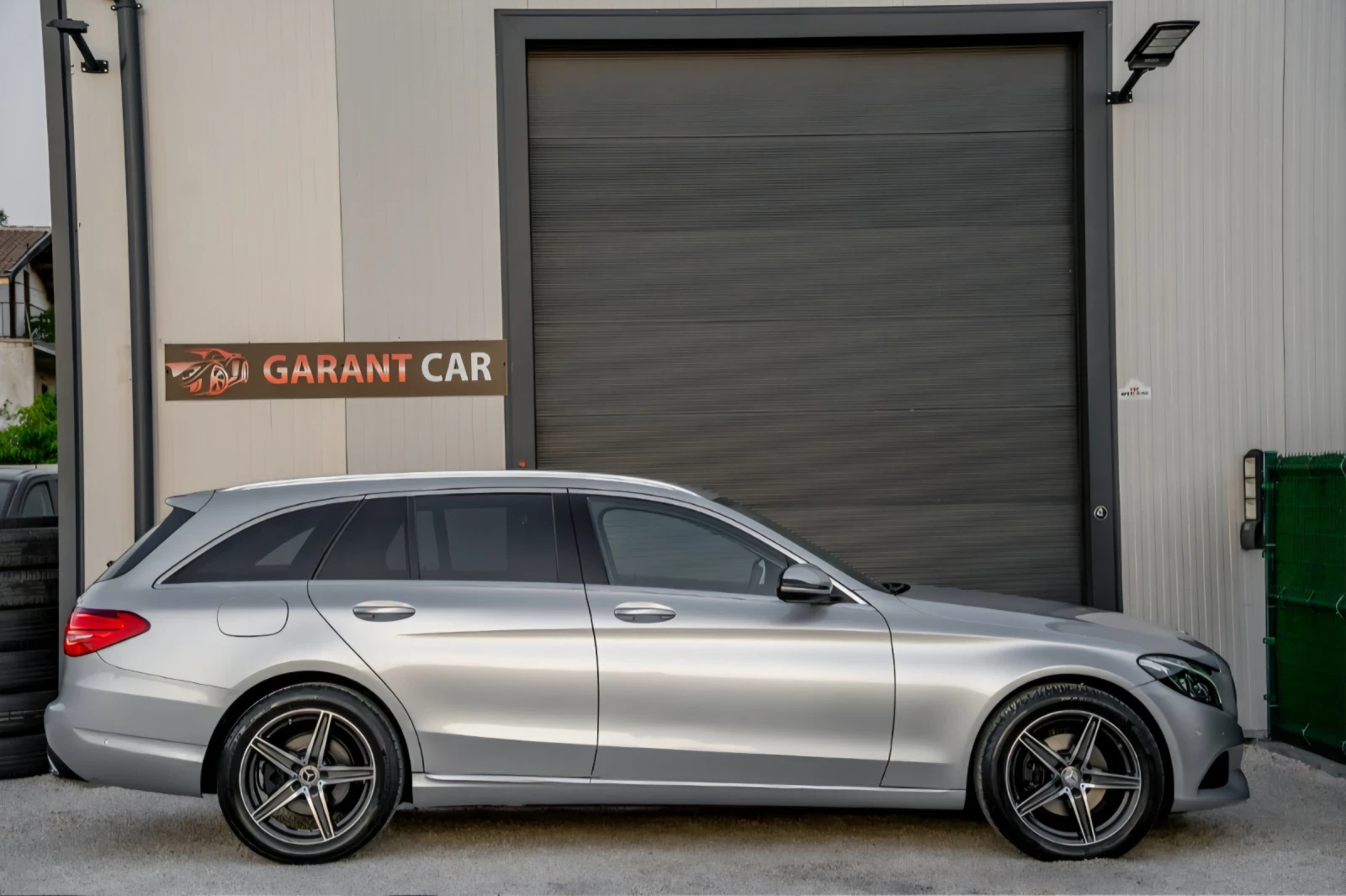 Mercedes-Benz C 220 2.2CDI, снимка 3 - Автомобили и джипове - 54877207