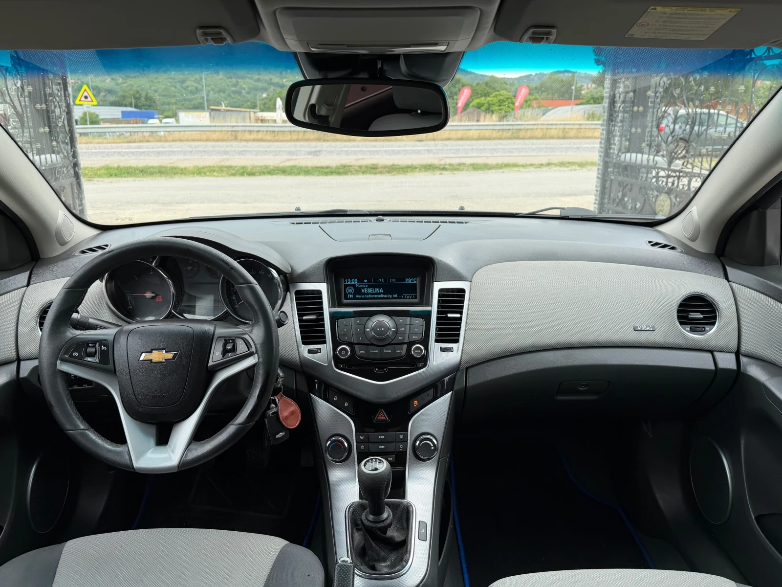 Chevrolet Cruze 2.0VCDI ИТАЛИЯ, снимка 9 - Автомобили и джипове - 55016051
