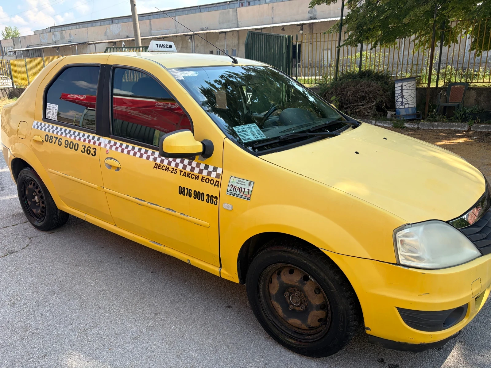 Dacia Logan 1.5 dci, снимка 3 - Автомобили и джипове - 55061429