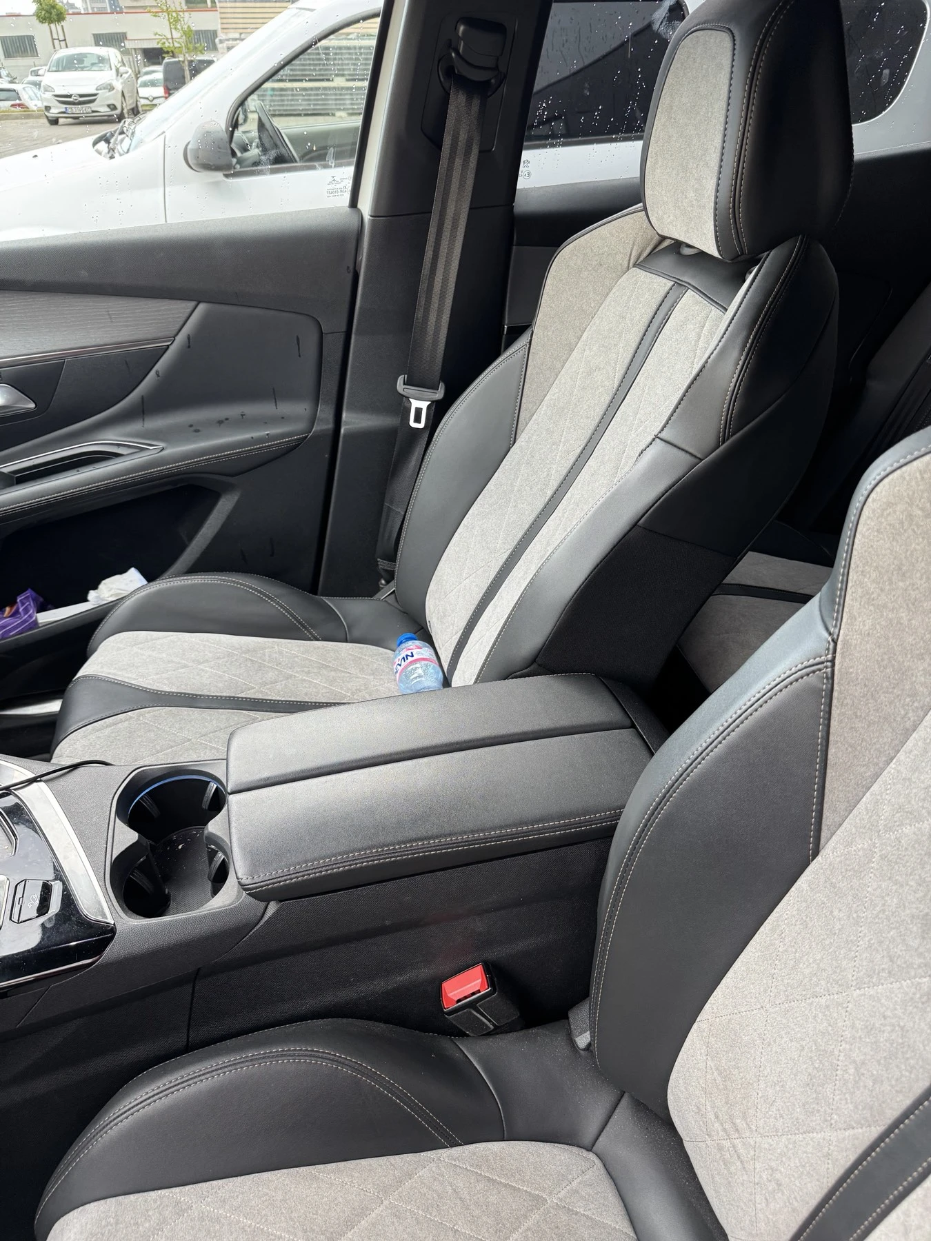Peugeot 3008, снимка 3 - Автомобили и джипове - 55105611