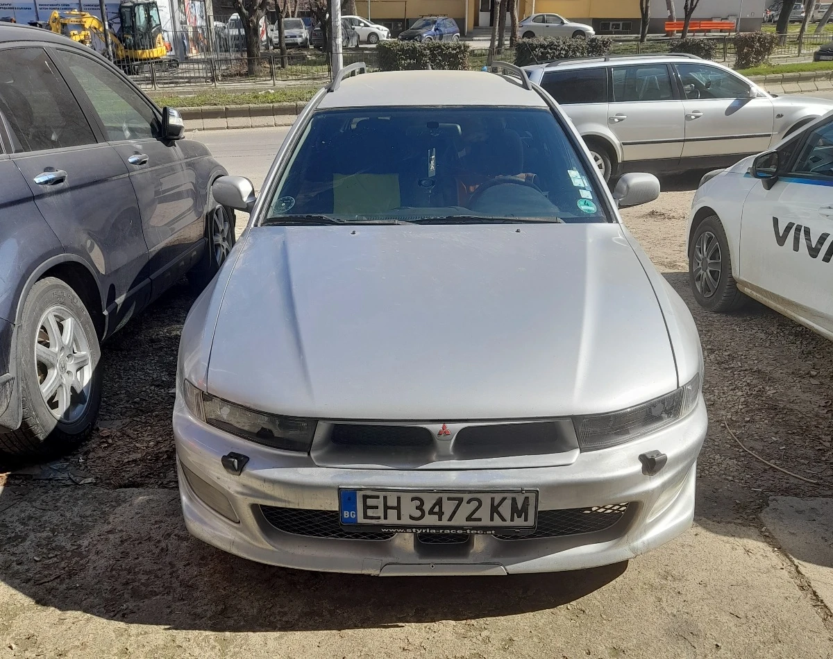 Mitsubishi Galant 2400