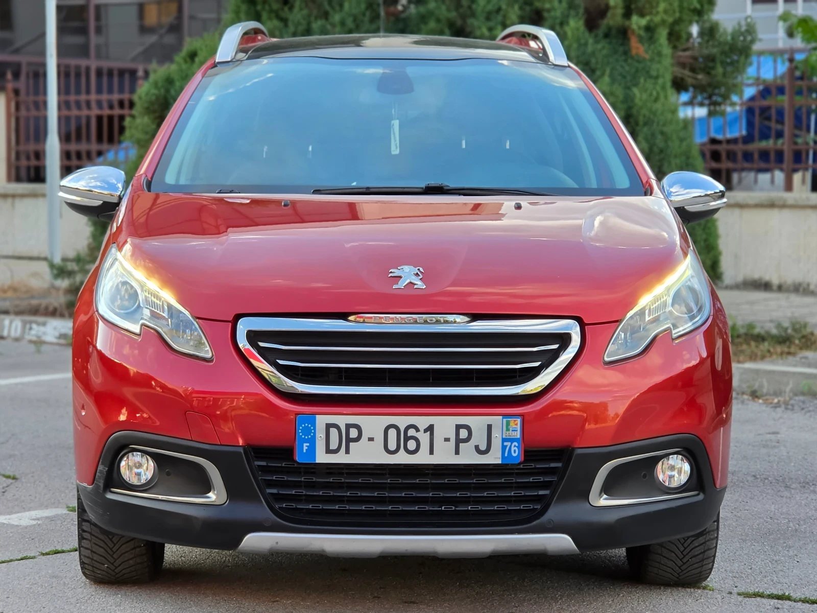 Peugeot 2008 1.6HDI 120hp * НАВИ * ЕВРО 6 * ЛИЗИНГ * , снимка 8 - Автомобили и джипове - 55236422