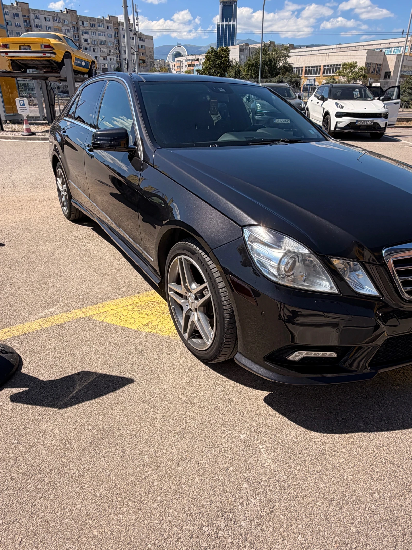 Mercedes-Benz E 500, снимка 13 - Автомобили и джипове - 55976310
