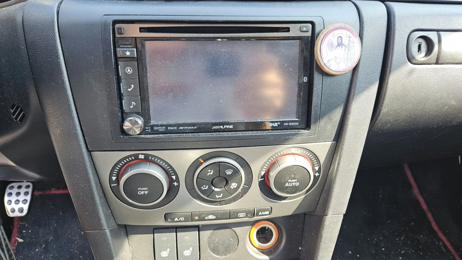 Mazda 3 DISI TURBO, снимка 8 - Автомобили и джипове - 56209072