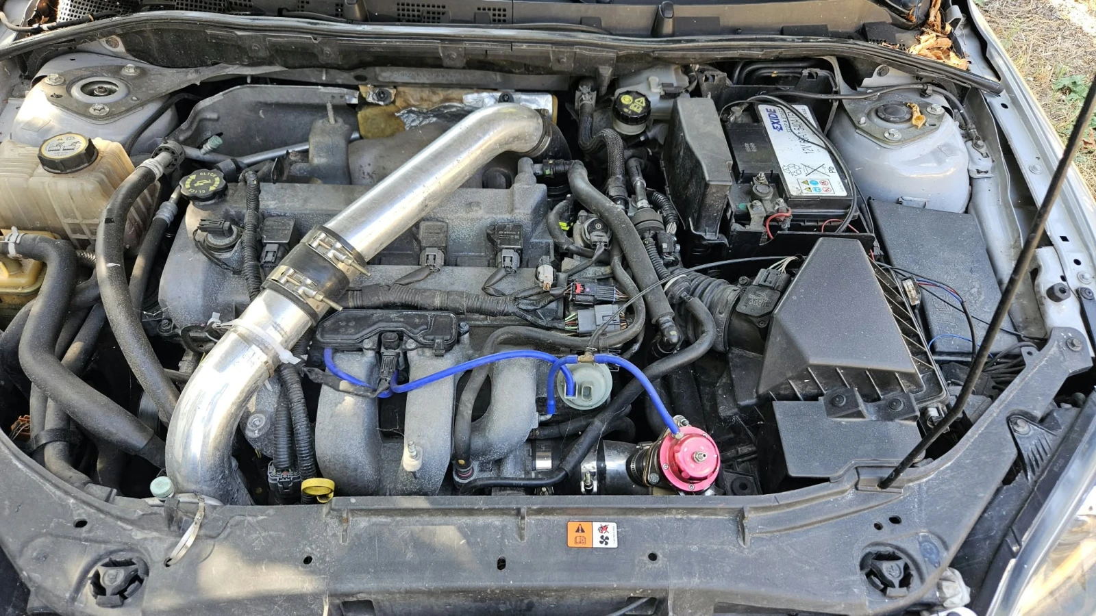 Mazda 3 DISI TURBO, снимка 9 - Автомобили и джипове - 56209072
