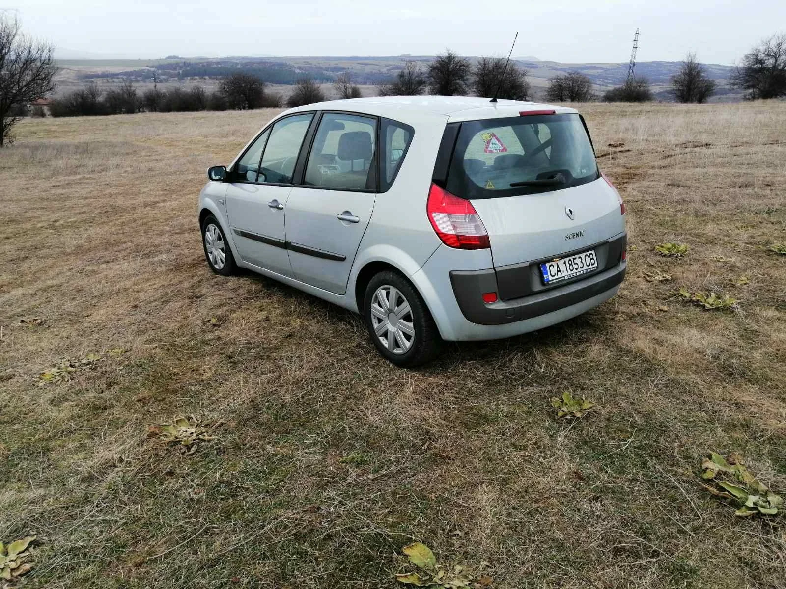 Renault Scenic 1.6 16v113 КС  Газ, снимка 3 - Автомобили и джипове - 56319404