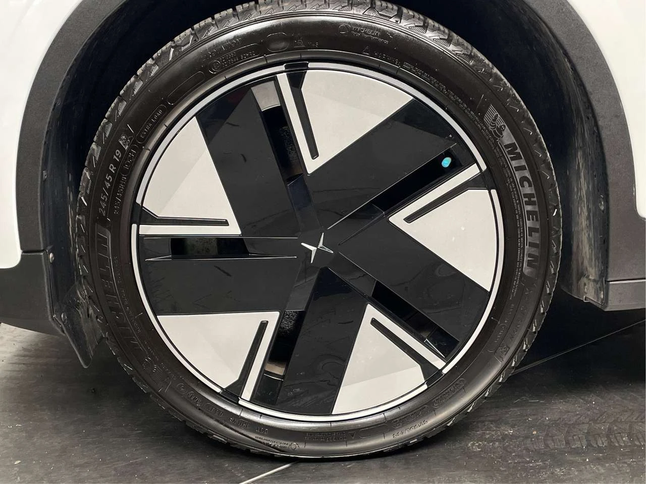 Polestar 2 LONG RANGE SINGLE MOTOR//��������� ����� �������/  | Mobile.bg � ����������� 6