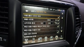 Jeep Grand cherokee Overland 3.6* Distronic* Обдух* Пано* Въздух, снимка 14