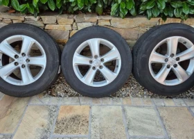 Toyota Rav4 Сервизна История в Toyota Навигация Камера Подгрев - 14800 € / 28946.28 лв. - 18739130 9