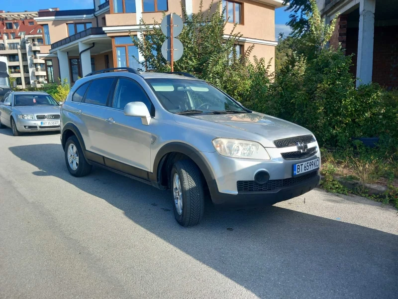 Chevrolet Captiva, снимка 3 - Автомобили и джипове - 47335605