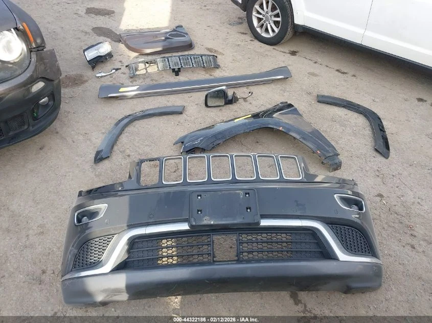 Jeep Grand cherokee 2015 JEEP GRAND CHEROKEE SUMMIT - изображение 9