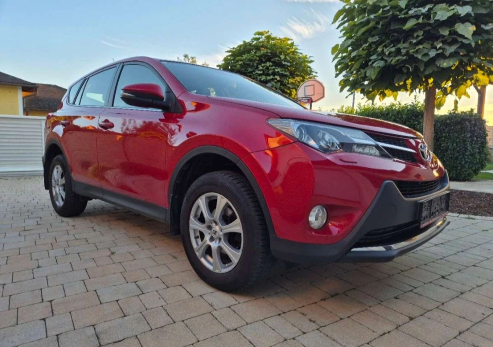 Toyota Rav4 Сервизна История в Toyota Навигация Камера Подгрев - изображение 3